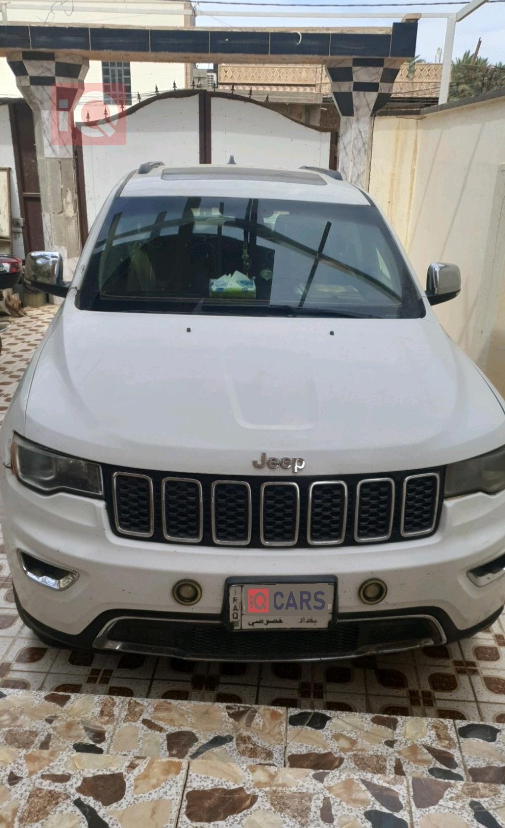 جيب جراند شيروكي